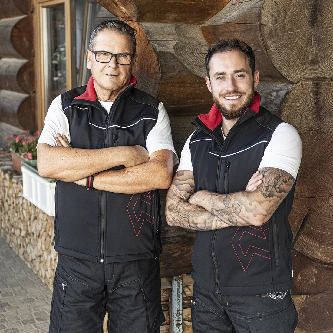 ROOFING XPERT - Softshell-Weste schwarz/rot